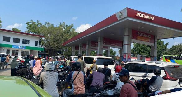 Antrean bbm di jember mengular 1753595200053 169.jpeg