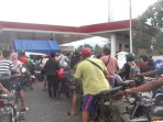 Antrean pengisian bbm mengular di lumajang 1753762367163 169.jpeg