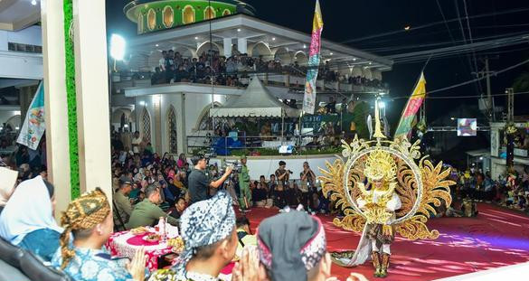 Festival sego muduk dan sendangagung batik carnival 2025 1753938921611 169.jpeg