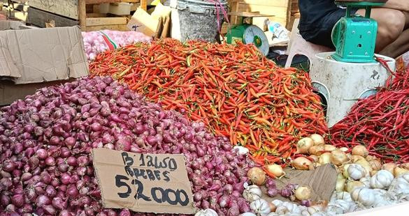 Harga bawang merah di sejumlah pasar tradisional terus merangkak naik 1753676042761 169.jpeg