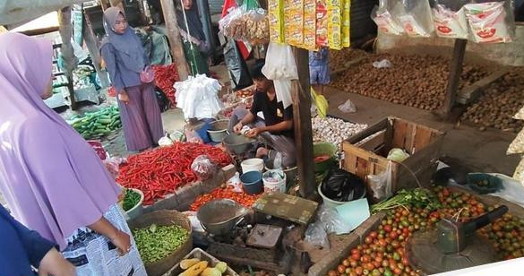 Harga tomat dan cabai rawit di kota pasuruan melonjak 1751618658980 169.jpeg