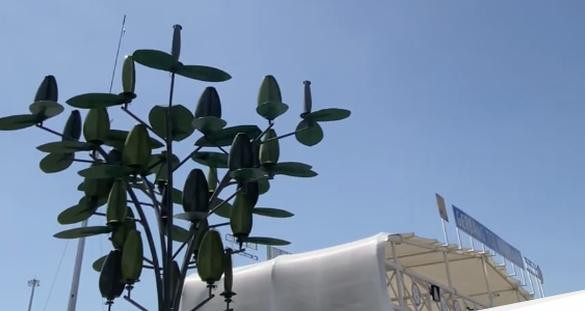 Hybrid wind tree pertama ri dipasang di tol probolinggo banyuwangi 1752475553898 169.png