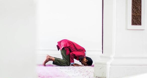 Ilustrasi sholat 1 169.jpeg