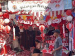 Kampung bendera surabaya di jalan darmokali masih sepi pembeli 1753950796172 169.jpeg