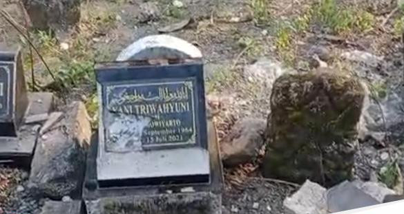 Perusakan batu nisan 1753793570184 169.jpeg