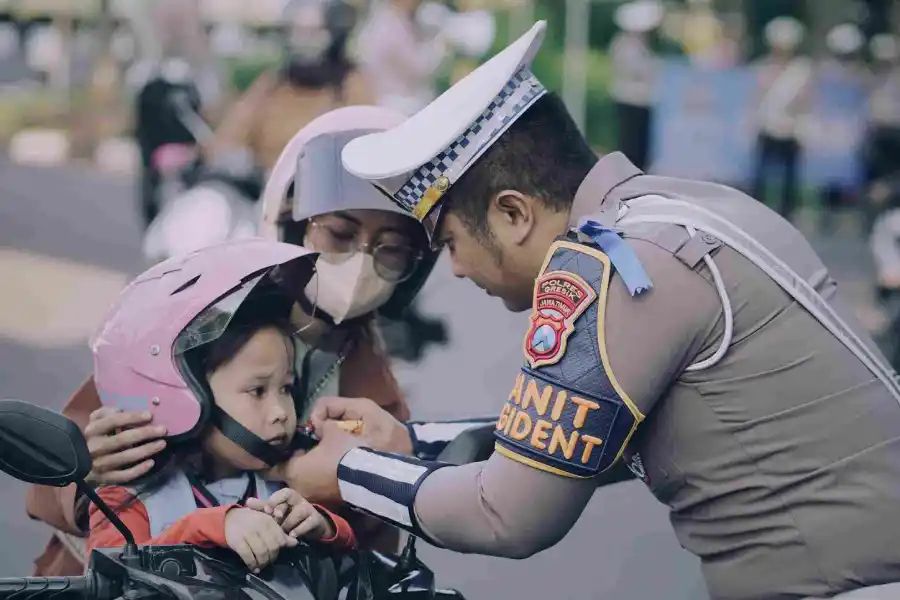 Satlantas polres gresik.webp.webp