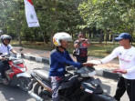 Bagi bagi bendera.jpg