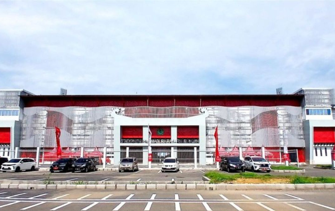 Stadion pamekasan.jpg