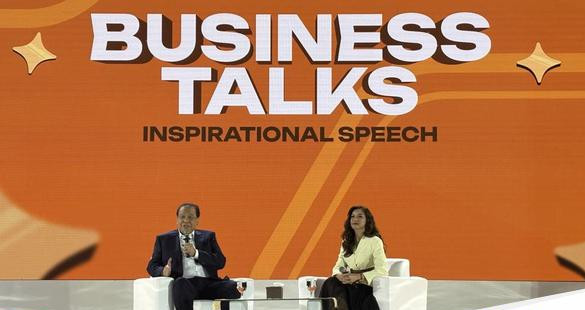 Chairman ct corp chairul tanjung di inspirational speech lps financial festival 1754562127606 169.jp .jpeg