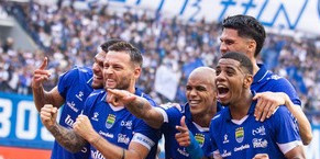 Maung bandung taklukkan semen padang 2 0 di gbla 1754741221126 169.jpeg