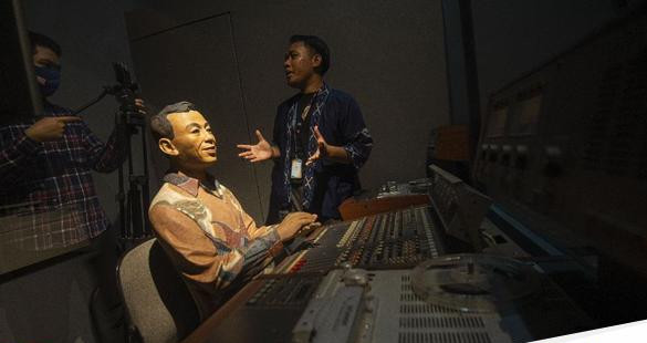 Melacak jejak sejarah penyiaran radio di indonesia 169.jpeg