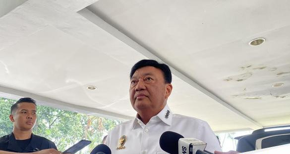 Menteri koordinator bidang politik dan keamanan menko polkam budi gunawan di akmil magelang rabu 226.jpeg