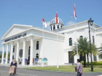 Museum dan galeri sbyani yang memelopori penggunaan energi baru terbarukan berupa panel surya 175465.jpeg