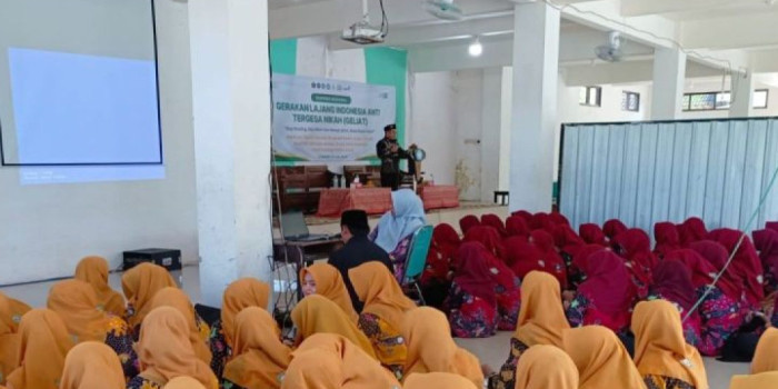 Nikah dini sumenep.jpg