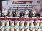 Polisi bongkar beras oplosan di sidoarjo 1754297617731 169.jpeg