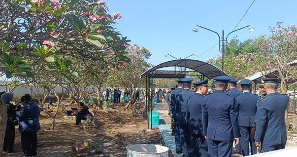 Suasana duka di rumah marsma tni fajar 1754275377226 169.jpeg