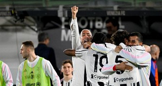 Venezia vs juventusserie aliga italiajay idzesvenezia degradasiigor tudor 1748225786555 169.jpeg
